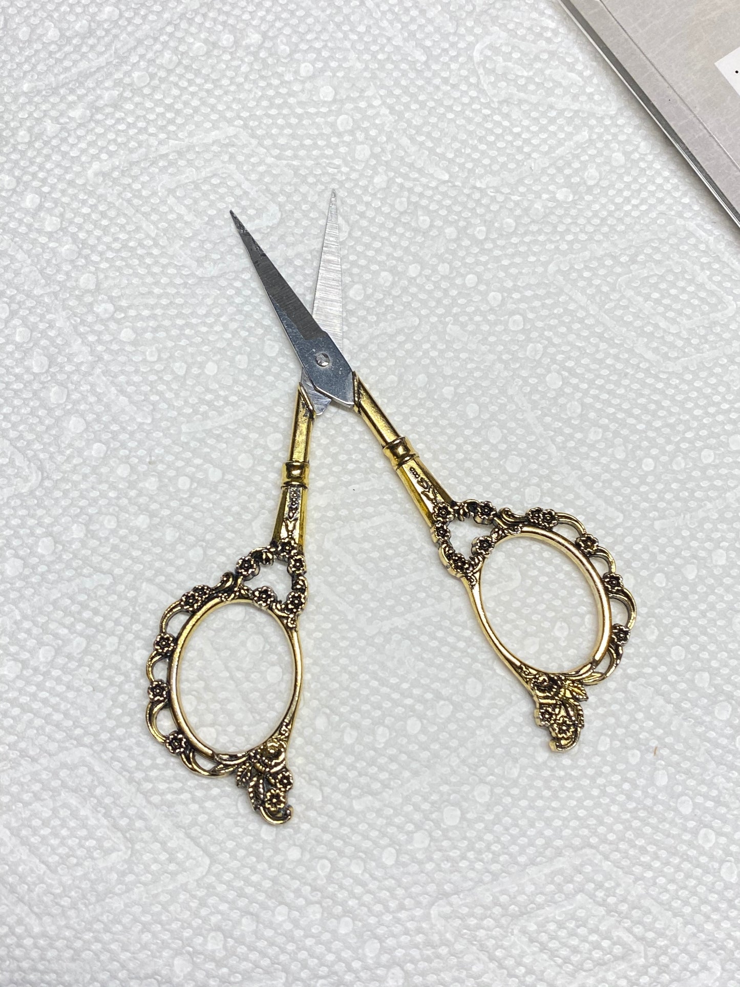 European Classic Gold Scissors - Marie Nailz
